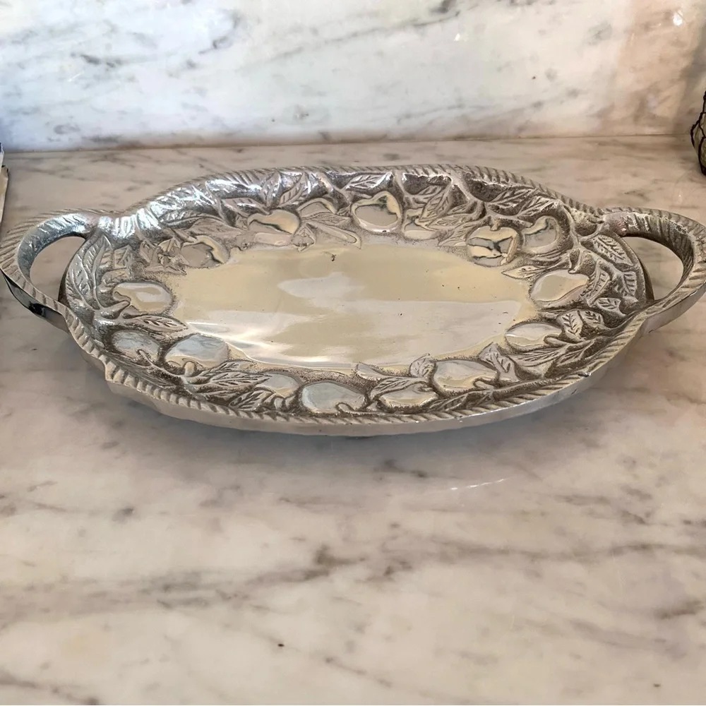 Vintage Arthur Court Double Handled Oval tray from the Apple Collection, 1989.